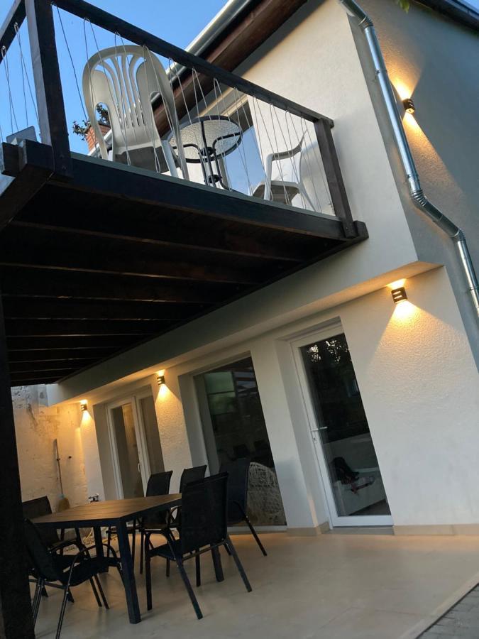 Sun&Fun Vendeghaz Villa Balatonakarattya Exterior foto